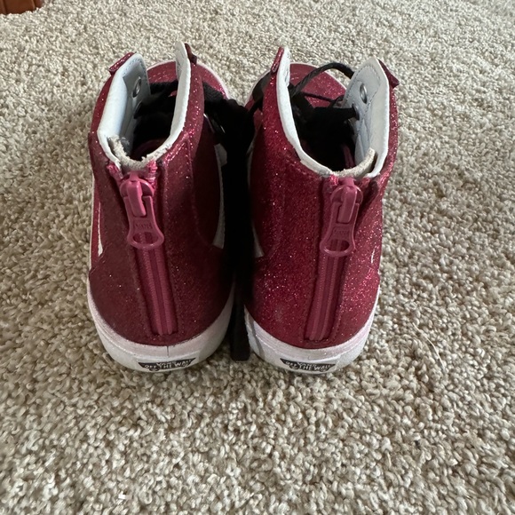 Vans off the wall glitter high top size 5 in excellent condition. - Picture 3 of 6